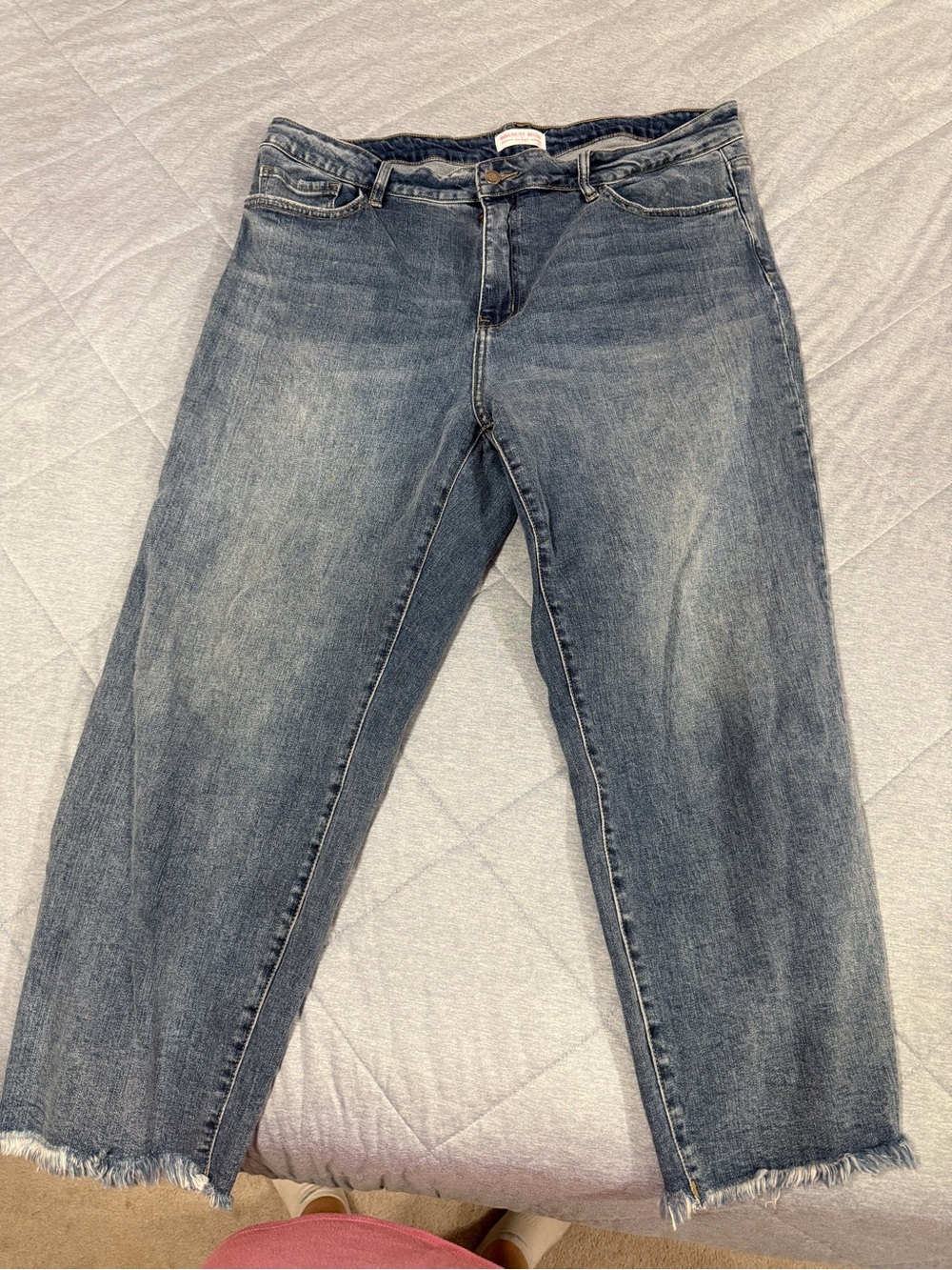 Cropped Washed Blue Ankle Jeans - Classic Denim Crop